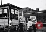 Standbild Textil Gewerkschaft Georgia United States USA, 1949, aus Sekunde 13 historischem Filmmaterial Videoclip 65675032619