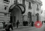 Standbild Dwight D Eisenhower Paris Frankreich, 1951, aus Sekunde 26 historischem Filmmaterial Videoclip 65675032630