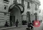 Standbild Dwight D Eisenhower Paris Frankreich, 1951, aus Sekunde 27 historischem Filmmaterial Videoclip 65675032630
