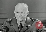 Standbild Dwight D Eisenhower Paris Frankreich, 1951, aus Sekunde 60 historischem Filmmaterial Videoclip 65675032630