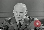 Standbild Dwight D Eisenhower Paris Frankreich, 1951, aus Sekunde 62 historischem Filmmaterial Videoclip 65675032630