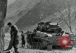 Standbild amerikanische M24 Chaffee Tanks Korea, 1951, aus Sekunde 13 historischem Filmmaterial Videoclip 65675032632