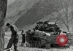 Standbild amerikanische M24 Chaffee Tanks Korea, 1951, aus Sekunde 14 historischem Filmmaterial Videoclip 65675032632