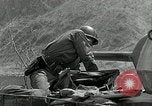 Standbild amerikanische M24 Chaffee Tanks Korea, 1951, aus Sekunde 16 historischem Filmmaterial Videoclip 65675032632
