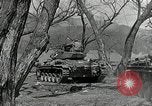 Standbild amerikanische M24 Chaffee Tanks Korea, 1951, aus Sekunde 32 historischem Filmmaterial Videoclip 65675032632