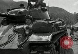 Standbild amerikanische M24 Chaffee Tanks Korea, 1951, aus Sekunde 41 historischem Filmmaterial Videoclip 65675032632