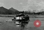 Standbild amerikanische M24 Chaffee Tanks Korea, 1951, aus Sekunde 52 historischem Filmmaterial Videoclip 65675032632