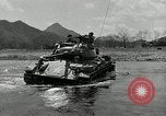 Standbild amerikanische M24 Chaffee Tanks Korea, 1951, aus Sekunde 58 historischem Filmmaterial Videoclip 65675032632
