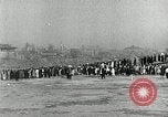 Standbild koreanischen Fluechtlinge Pjöngjang Nordkorea, 1950, aus Sekunde 12 historischem Filmmaterial Videoclip 65675032637