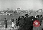 Standbild koreanischen Fluechtlinge Pjöngjang Nordkorea, 1950, aus Sekunde 22 historischem Filmmaterial Videoclip 65675032637