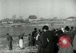 Standbild koreanischen Fluechtlinge Pjöngjang Nordkorea, 1950, aus Sekunde 26 historischem Filmmaterial Videoclip 65675032637
