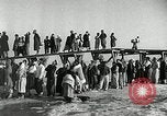 Standbild koreanischen Fluechtlinge Pjöngjang Nordkorea, 1950, aus Sekunde 33 historischem Filmmaterial Videoclip 65675032637
