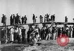 Standbild koreanischen Fluechtlinge Pjöngjang Nordkorea, 1950, aus Sekunde 37 historischem Filmmaterial Videoclip 65675032637