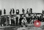 Standbild koreanischen Fluechtlinge Pjöngjang Nordkorea, 1950, aus Sekunde 44 historischem Filmmaterial Videoclip 65675032637