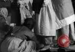 Standbild koreanischen Fluechtlinge Pjöngjang Nordkorea, 1950, aus Sekunde 53 historischem Filmmaterial Videoclip 65675032637
