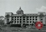 Image obusiers de 155 mm à côté du Capitol Building Séoul Corée du Sud, 1951, de la seconde 17 séquences d'archives historiques vidéo 65675032641