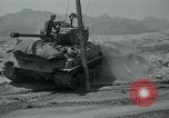 Standbild Sherman Tank Korea, 1951, aus Sekunde 23 historischem Filmmaterial Videoclip 65675032642