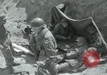 Standbild Sherman Tank Korea, 1951, aus Sekunde 50 historischem Filmmaterial Videoclip 65675032642