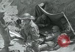 Standbild Sherman Tank Korea, 1951, aus Sekunde 51 historischem Filmmaterial Videoclip 65675032642
