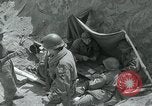 Standbild Sherman Tank Korea, 1951, aus Sekunde 56 historischem Filmmaterial Videoclip 65675032642