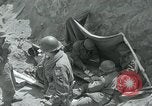 Standbild Sherman Tank Korea, 1951, aus Sekunde 60 historischem Filmmaterial Videoclip 65675032642