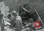 Standbild Sherman Tank Korea, 1951, aus Sekunde 61 historischem Filmmaterial Videoclip 65675032642