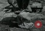 Standbild 155 mm Howitzer Seoul Korea, 1951, aus Sekunde 5 historischem Filmmaterial Videoclip 65675032645