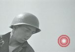Standbild 155 mm Howitzer Seoul Korea, 1951, aus Sekunde 16 historischem Filmmaterial Videoclip 65675032645