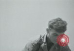 Standbild 155 mm Howitzer Seoul Korea, 1951, aus Sekunde 21 historischem Filmmaterial Videoclip 65675032645
