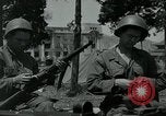 Standbild 155 mm Howitzer Seoul Korea, 1951, aus Sekunde 37 historischem Filmmaterial Videoclip 65675032645
