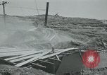Standbild Sherman Tank Seoul Korea, 1951, aus Sekunde 13 historischem Filmmaterial Videoclip 65675032646