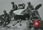Standbild Sherman Tank Seoul Korea, 1951, aus Sekunde 24 historischem Filmmaterial Videoclip 65675032646