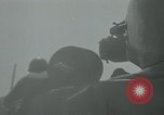 Standbild Sherman Tank Seoul Korea, 1951, aus Sekunde 27 historischem Filmmaterial Videoclip 65675032646