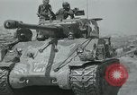 Standbild Sherman Tank Seoul Korea, 1951, aus Sekunde 35 historischem Filmmaterial Videoclip 65675032646