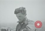 Standbild Sherman Tank Seoul Korea, 1951, aus Sekunde 62 historischem Filmmaterial Videoclip 65675032646