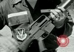 Standbild AR-15 Gewehr Florida USA, 1963, aus Sekunde 56 historischem Filmmaterial Videoclip 65675032651