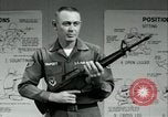 Standbild M-16 Gewehr United States USA, 1967, aus Sekunde 6 historischem Filmmaterial Videoclip 65675032653