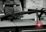 Standbild M-16 Gewehr United States USA, 1967, aus Sekunde 37 historischem Filmmaterial Videoclip 65675032653