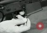 Standbild M-16 Gewehr United States USA, 1967, aus Sekunde 60 historischem Filmmaterial Videoclip 65675032653