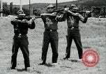 Standbild M-16 Gewehr United States USA, 1967, aus Sekunde 15 historischem Filmmaterial Videoclip 65675032656