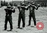 Standbild M-16 Gewehr United States USA, 1967, aus Sekunde 17 historischem Filmmaterial Videoclip 65675032656