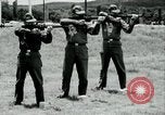 Standbild M-16 Gewehr United States USA, 1967, aus Sekunde 18 historischem Filmmaterial Videoclip 65675032656