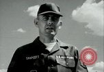 Standbild M-16 Gewehr United States USA, 1967, aus Sekunde 19 historischem Filmmaterial Videoclip 65675032656