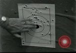 Standbild Umfang instrument Modell BC200 Vietnam, 1962, aus Sekunde 51 historischem Filmmaterial Videoclip 65675032659