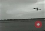 Standbild T-28 Trojan Vietnam, 1962, aus Sekunde 11 historischem Filmmaterial Videoclip 65675032660