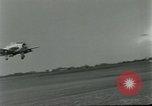 Standbild T-28 Trojan Vietnam, 1962, aus Sekunde 45 historischem Filmmaterial Videoclip 65675032660