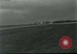 Standbild T-28 Trojan Vietnam, 1962, aus Sekunde 55 historischem Filmmaterial Videoclip 65675032660