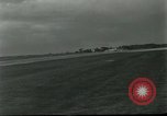 Standbild T-28 Trojan Vietnam, 1962, aus Sekunde 58 historischem Filmmaterial Videoclip 65675032660