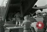 Standbild Caribou Flugzeug Vietnam, 1962, aus Sekunde 14 historischem Filmmaterial Videoclip 65675032661