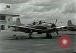 Standbild Caribou Flugzeug Vietnam, 1962, aus Sekunde 32 historischem Filmmaterial Videoclip 65675032661
